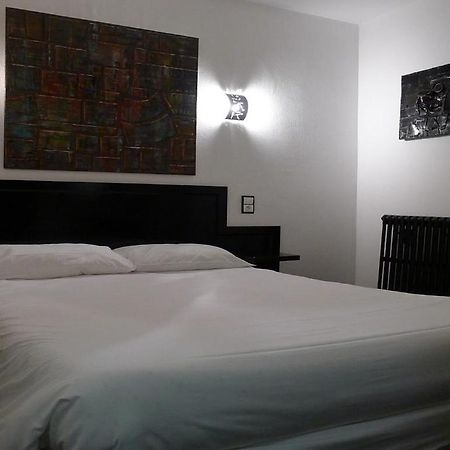 Hotel Le Coin Des Halles Cahors Eksteriør billede