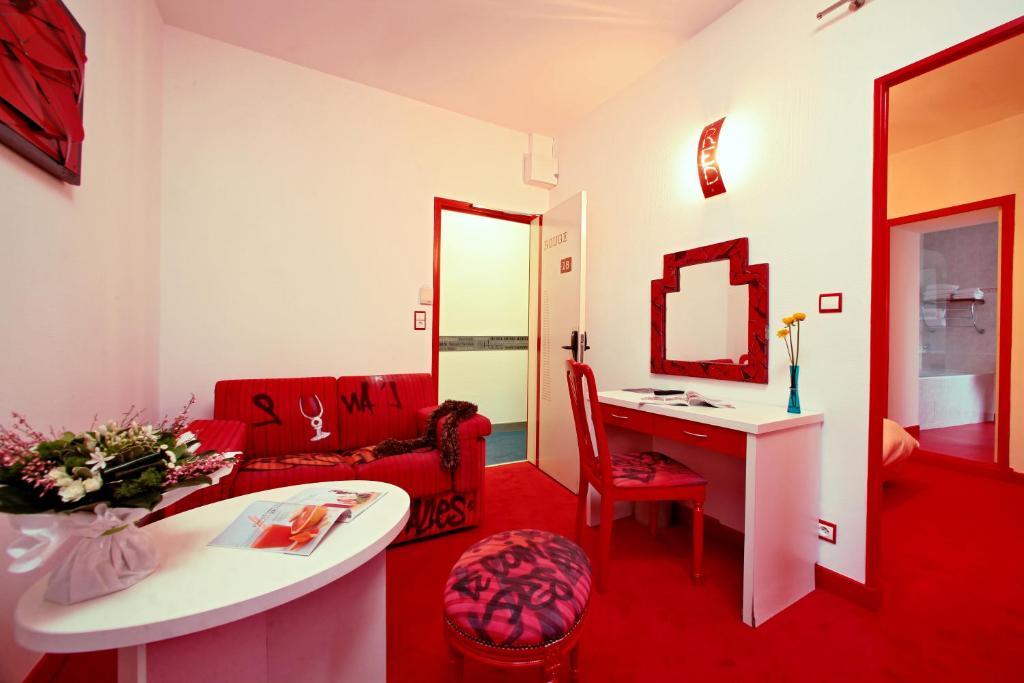 Hotel Le Coin Des Halles Cahors Værelse billede